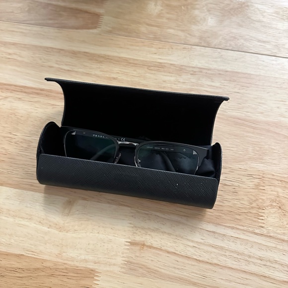 Prada Reading Glasses - Picture 5 of 7